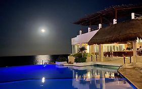 Bof Apartments Cancun