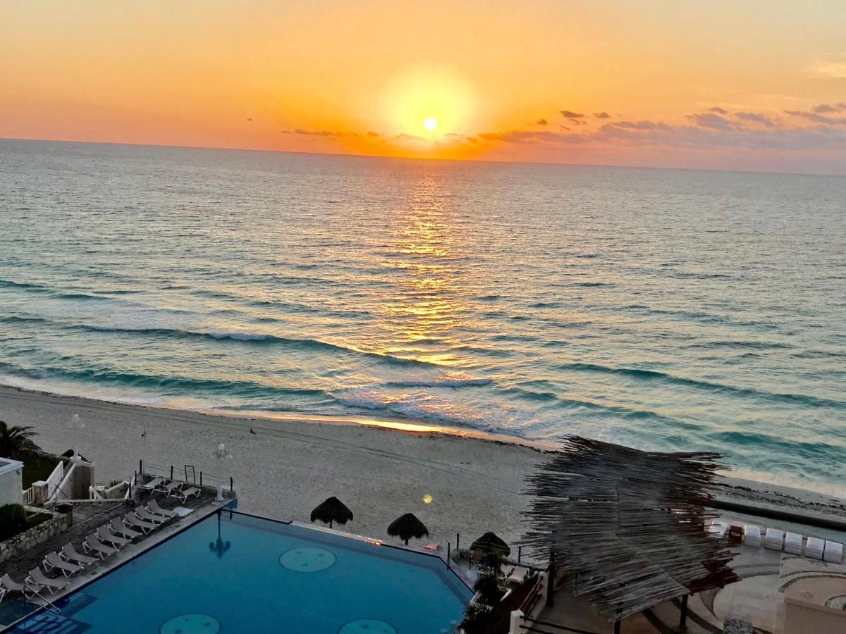 Bof Apartments Cancun Exterior photo